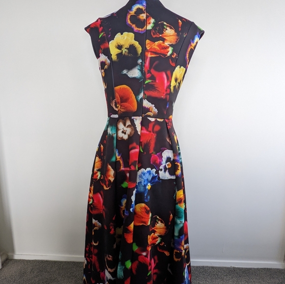 ASOS midi dress with pansy print Size 10 - Picture 3 of 5